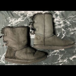 Faded Black Bailey Bow Uggs - Comfy & Cute